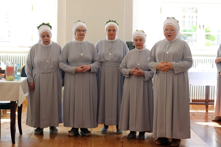 Diamentowe, złote i srebrne jubileusze profesji zakonnej u sióstr boromeuszek