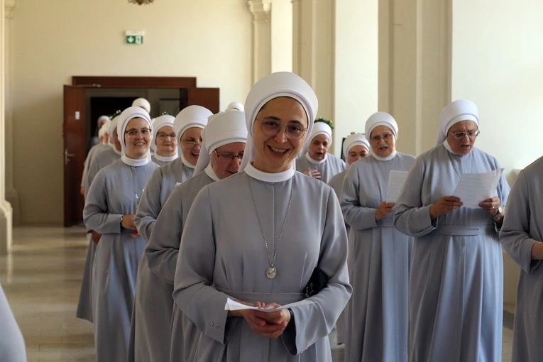 Diamentowe, złote i srebrne jubileusze profesji zakonnej u sióstr boromeuszek