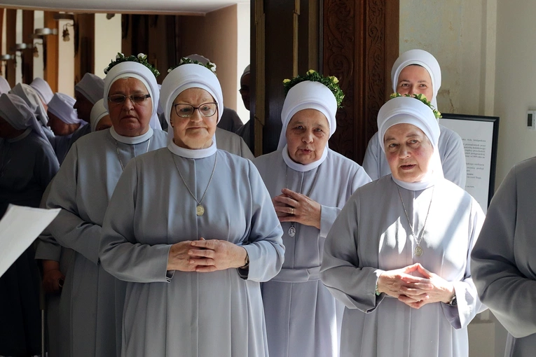 Diamentowe, złote i srebrne jubileusze profesji zakonnej u sióstr boromeuszek