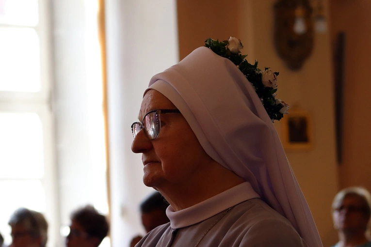 Diamentowe, złote i srebrne jubileusze profesji zakonnej u sióstr boromeuszek