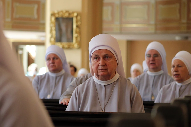 Diamentowe, złote i srebrne jubileusze profesji zakonnej u sióstr boromeuszek