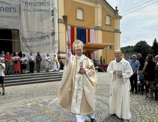 Wambierzyce. Uroczystości u Królowej Rodzin