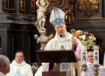 VII Archidiecezjalna Pielgrzymka Żywego Różańca do Henrykowa