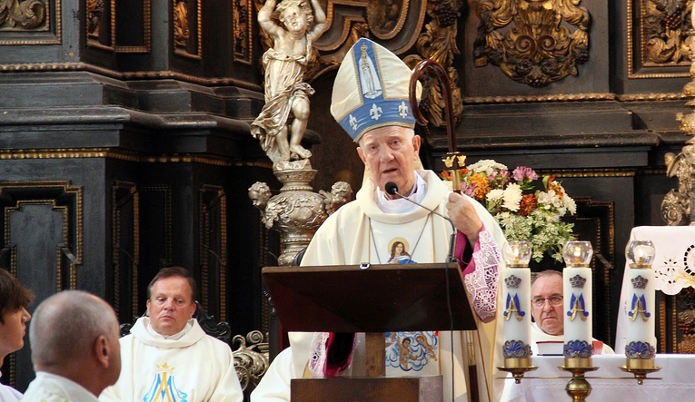 VII Archidiecezjalna Pielgrzymka Żywego Różańca do Henrykowa