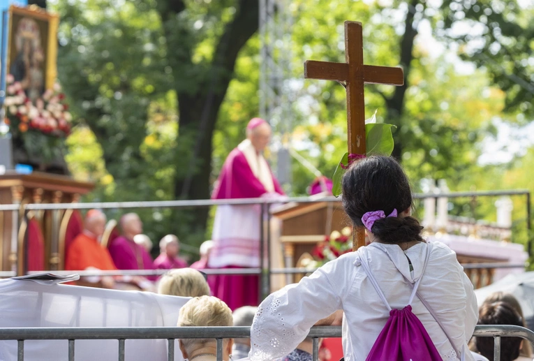 Pielgrzymka kobiet do Piekar część 2