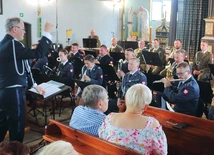 Repertuar muzyki sakralnej orkiestry jest bardzo bogaty, począwszy od „Bogurodzicy”, przez kompozycje mszy, aż po pieśni kościelne.