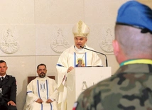 Biskup Zieliński mówił w kazaniu, czym jest troska o pokojowe współistnienie i ludzkie życie.