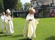 Nie brakło życzeń, wzruszenia i radosnego „Te Deum” z biskupami i wiernymi.