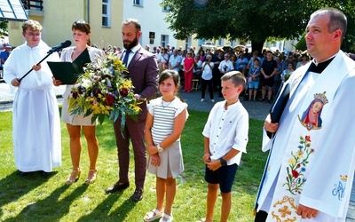 Grzegorz i Aldona Prosułowie z Niedoradza zawierzyli Matce Bożej diecezję i ojczyznę.