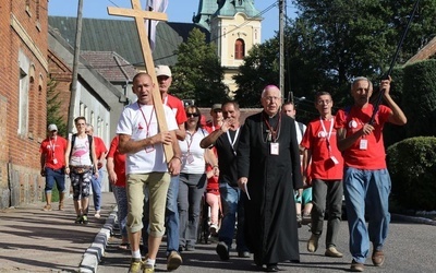 Pomóżmy zorganizować pielgrzymkę