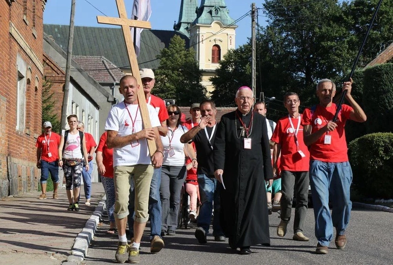Pomóżmy zorganizować pielgrzymkę