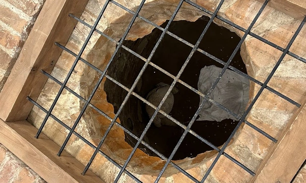 Loch. Straszne więzienie