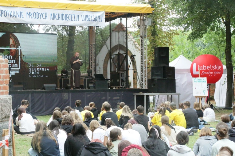 Spotkanie młodych w Garbowie