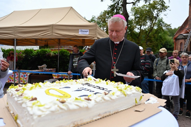 Boski Prysznic ma dwa lata