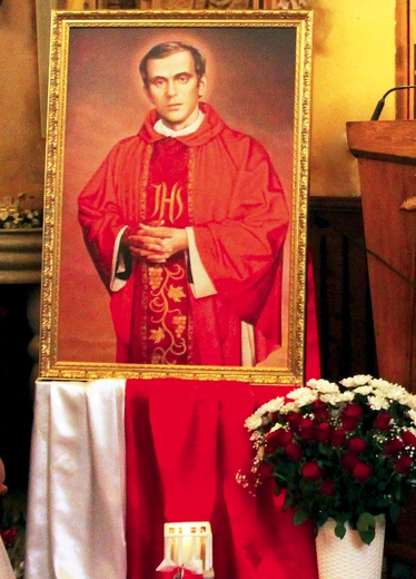 	Kapelan pierwszej Solidarności jest czczony w wielu parafiach naszej diecezji.