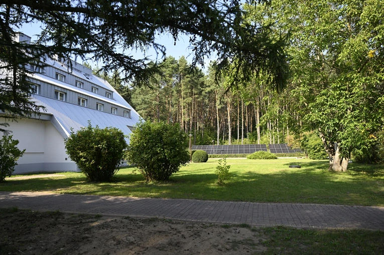 Poświęcenie ośrodka w Ostrowcu