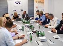 W zielonogórskiej siedzibie NFZ trwa posiedzenie Kapituły Nagrody "Lubuski Samarytanin"