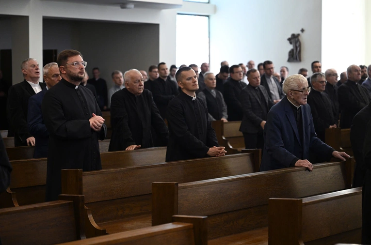 Konferencje rejonowe dla duchowieństwa