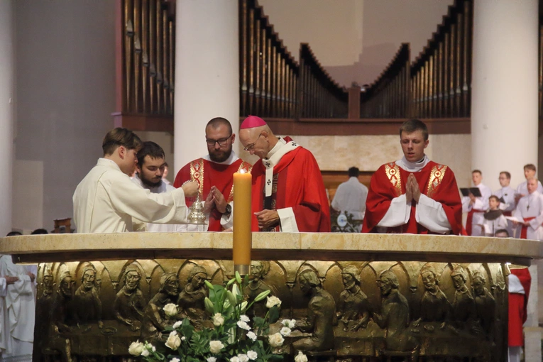 Pielgrzymka ministrantów do katedry Chrystusa Króla