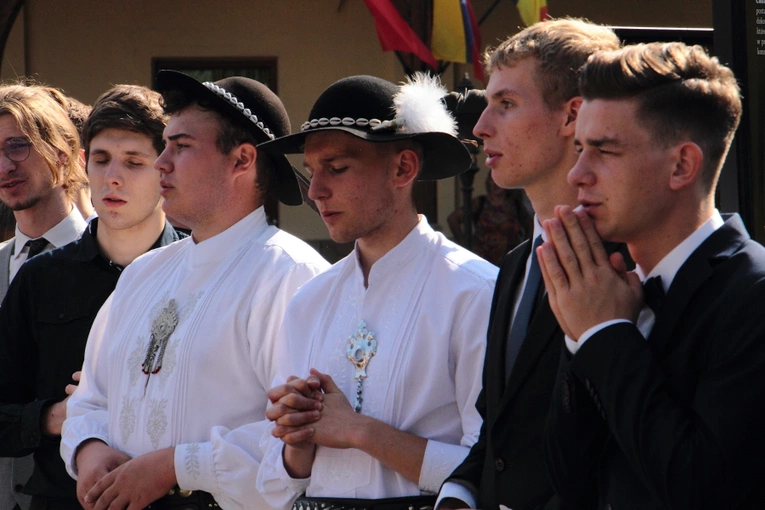 #Rekiodziękczynienie 2024 i błogosławieństwo nowych animatorówi moderatorów Ruchu Światło-Życie