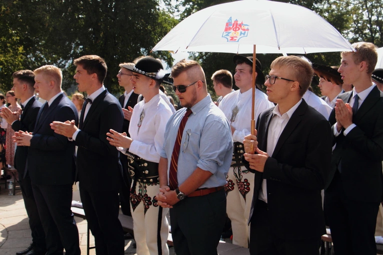 #Rekiodziękczynienie 2024 i błogosławieństwo nowych animatorówi moderatorów Ruchu Światło-Życie
