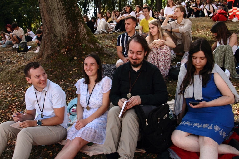 #Rekiodziękczynienie 2024 i błogosławieństwo nowych animatorówi moderatorów Ruchu Światło-Życie