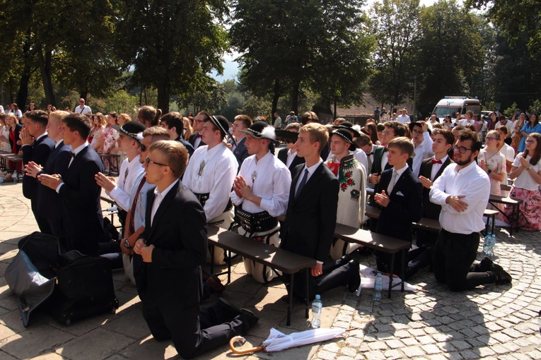 #Rekiodziękczynienie 2024 i błogosławieństwo nowych animatorówi moderatorów Ruchu Światło-Życie