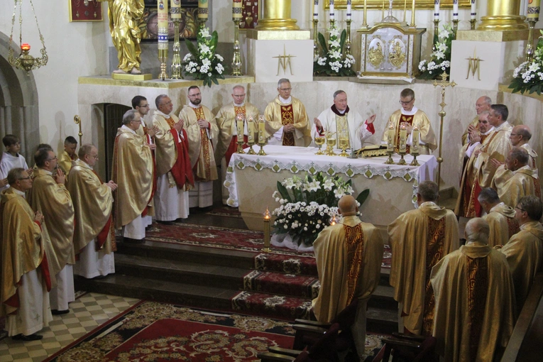 Poświęcenie nowych organów w limanowskiej bazylice
