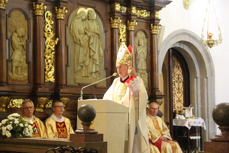 Poświęcenie nowych organów w limanowskiej bazylice