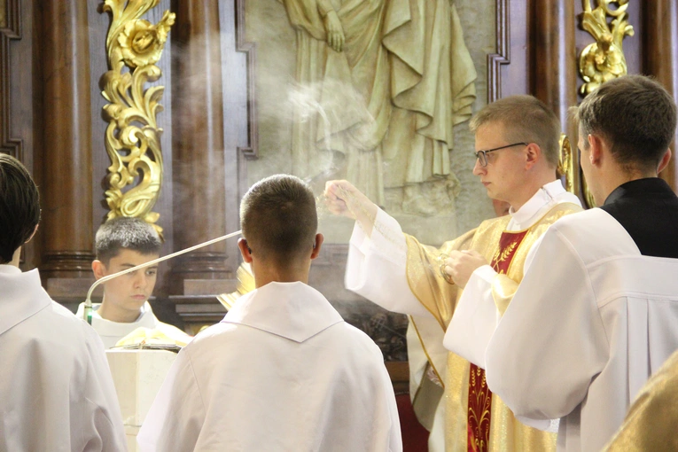 Poświęcenie nowych organów w limanowskiej bazylice