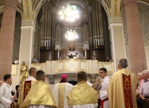 Poświęcenie nowych organów w limanowskiej bazylice