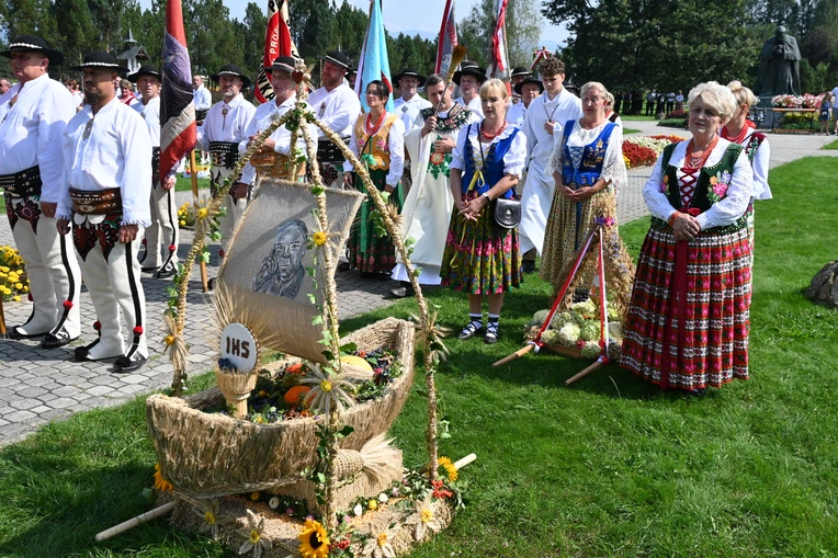 Dziękczynienie za plony u Królowej Podhala 