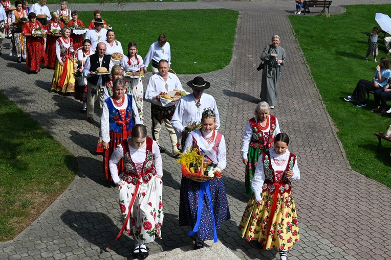 Dziękczynienie za plony u Królowej Podhala 