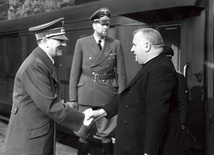 Adolf Hitler wita w Niemczech ks. Josefa Tiso,  26 października 1941 r.