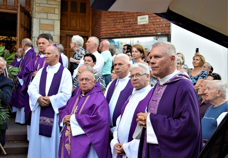 Uroczystości pogrzebowe ks. prał. Józefa Siemczyka