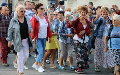 Płock. Wyjście pielgrzymki do Skępego