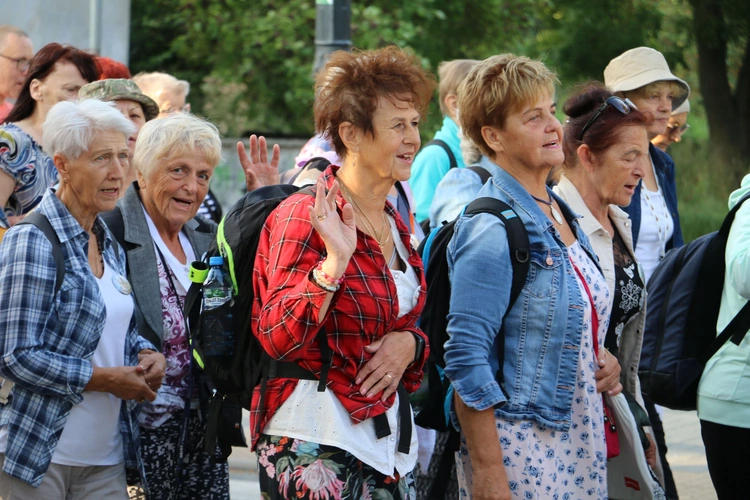 Płock. Wyjście pielgrzymki do Skępego