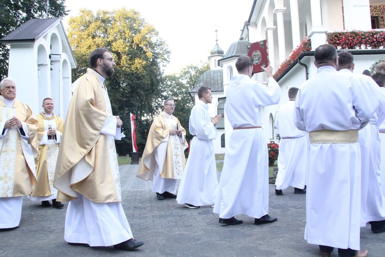 Młodzi na zawadzkim wzgórzu