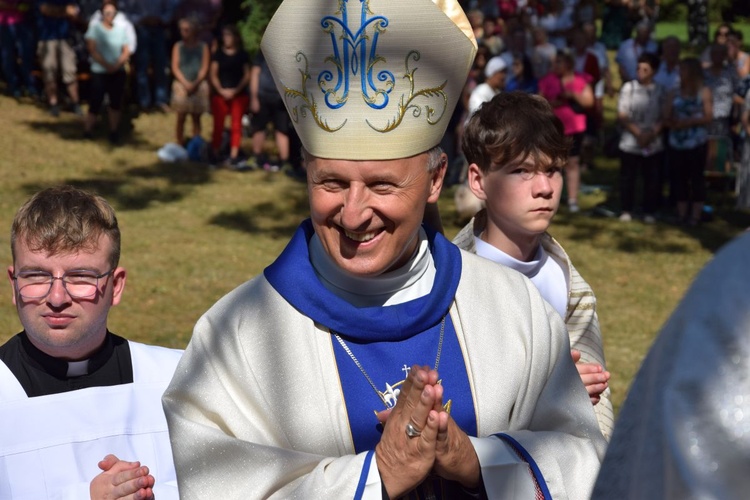 25 lat od koronacji obrazu maryjnego w Czarnej koło Końskich 