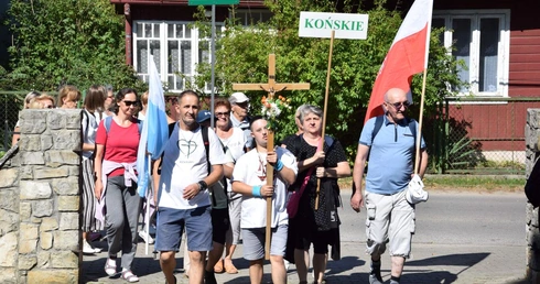 25 lat od koronacji obrazu maryjnego w Czarnej koło Końskich 