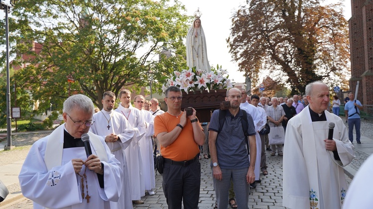 Dzień skupienia nadzwyczajnych szafarzy Komunii Świętej