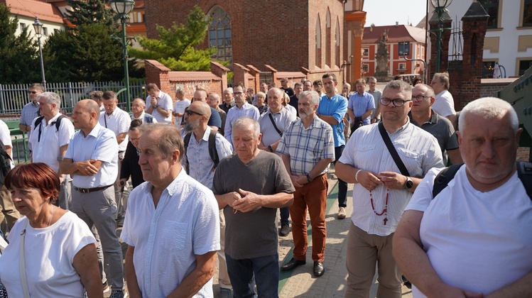 Dzień skupienia nadzwyczajnych szafarzy Komunii Świętej