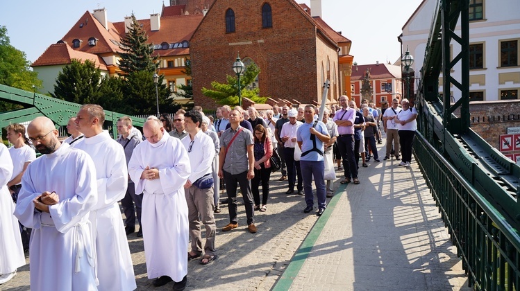 Dzień skupienia nadzwyczajnych szafarzy Komunii Świętej