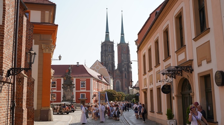 Dzień skupienia nadzwyczajnych szafarzy Komunii Świętej