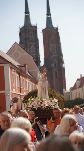 Dzień skupienia nadzwyczajnych szafarzy Komunii Świętej