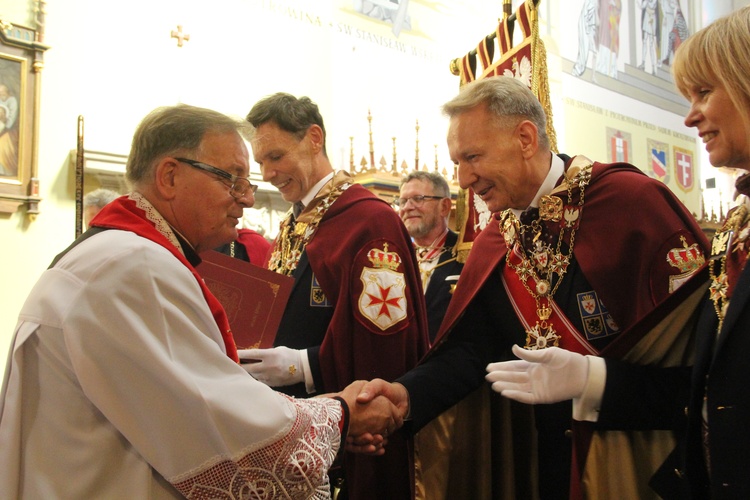 195. Inwestytura Królewskiego Orderu św. Stanisława w Szczepanowie