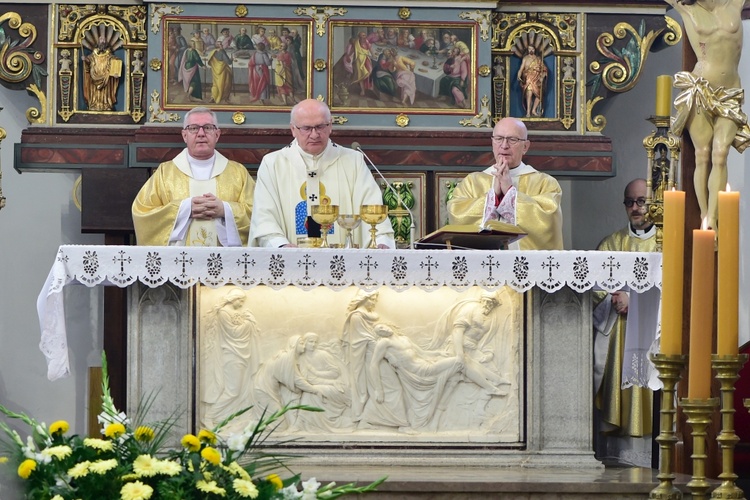 Bartoszyce. 50. rocznica odtworzenia parafii św. Jana Apostoła i Ewangelisty