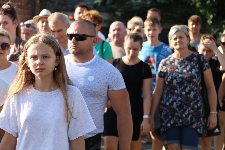 Skępe. Wejście pielgrzymek