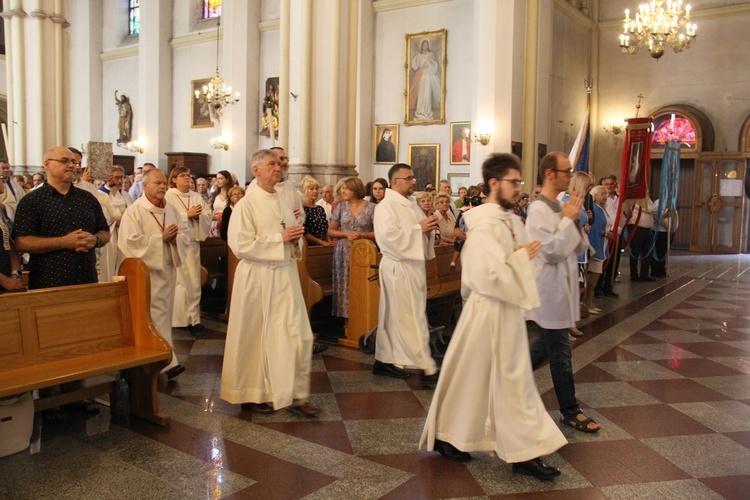 30. rocznica koronacji obrazu Matki Bożej Łaskawej w parafii pw. św. Karola Boromeusza