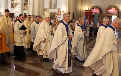 30. rocznica koronacji obrazu Matki Bożej Łaskawej w parafii pw. św. Karola Boromeusza